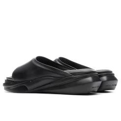 Mono Slide - Black -Fashion Clothing Store 1017 Alyx 9SM Mono Slide Black AAMSL0004LE01 BLK0001 11 08 22 Feature VR