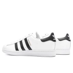 Adidas Originals Superstar - Cloud White/Core Black/Cloud White -Fashion Clothing Store Adidas Superstar Cloud White Core Black Cloud White EG4958 10 20 23 Feature KN 5