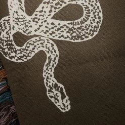 Know U Riders Straight Leg - Dark Moss 9 Know U Riders Straight Leg - Dark Moss -Fashion Clothing Store Alchemist Know U Riders Straight Leg Dark Moss ALMAFW22MJPA3a 11 03 22 Feature DV 5