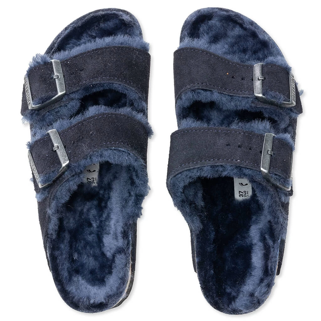 Birkenstock Women's Narrow Arizona Shearling - Midnight 2 Birkenstock Women's Narrow Arizona Shearling - Midnight - Image 2