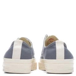 Converse X Comme Des Garcons PLAY All Star Chuck '70 Ox - Grey -Fashion Clothing Store Converse x Comme Des Garcons PLAY All Star Chuck 70 Low Grey AZ K121 001 1 07 15 2021 01 5