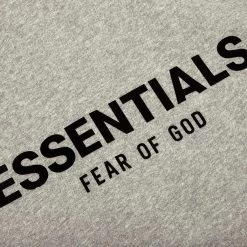 Core Relaxed Hoodie - Dark Oatmeal -Fashion Clothing Store Fear of God Essentials Core Relaxed Hoodie Dark Oatmeal 192BT212282F 06 03 23 Feature KN 5