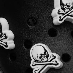 Mastermind Japan X Crocs Classic Clog - Black/White 13 Mastermind Japan X Crocs Classic Clog - Black/White -Fashion Clothing Store Mastermind x Crocs Classic Clog Black White 208211 066 07 06 22 Feature JAYLEEN 6187182f c394 4f02 a4bc 0f6a2b38e6b7