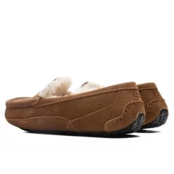 Ugg Kids Ascot Slipper - Chestnut Suede -Fashion Clothing Store UGG Kids Ascot Slipper Chestnut Suede 1120886K CTSD 01 16 2022 01