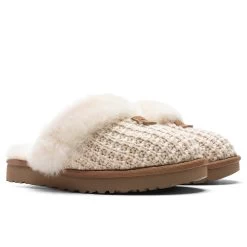 Fashion Clothing Store -Fashion Clothing Store UGG Women s Cozy Slipper Cream 1117659 CRM 03 10 22 Feature 4