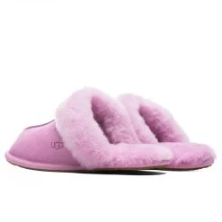 Ugg Women's Scuffette II Slipper - Wildfire 6 Ugg Women's Scuffette II Slipper - Wildfire -Fashion Clothing Store UGG Women s Scuffette II Slipper Wildfire 1106872 WDF 01 23 2022 01 3