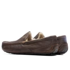 Ugg Ascot Slipper - Tan 6 Ugg Ascot Slipper - Tan -Fashion Clothing Store Ugg M Ascot Tan 1103889 TAN 11 21 22 Feature JM 3